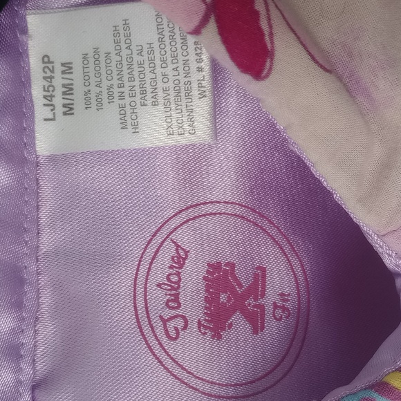 Wrangler Pink snap shirt size Med - Picture 2 of 8